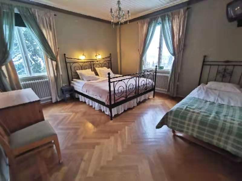 Ulfshyttans Herrgard, Naera Romme Alpin 보랭예 외부 사진